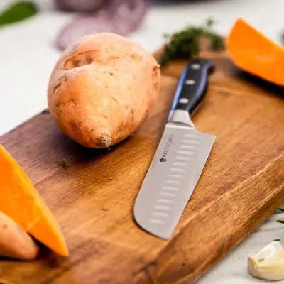 Kniv med knivslip 12 cm - Masterclass