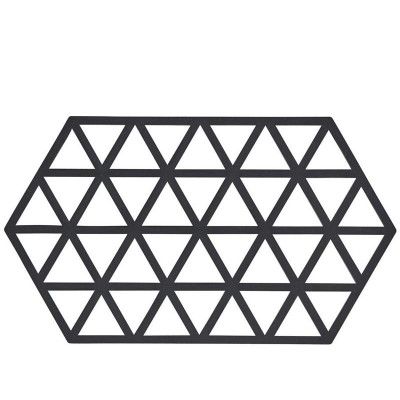 Grytunderlägg Triangle 24x14 cm, Black - Zone Denmark