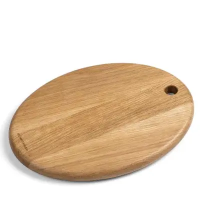 Oval skärbräda i trä 30,5 x 22 cm - Blomsterbergs