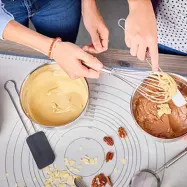 Slickepott, Svart/Stål 32 cm - Rösle