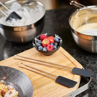 Smal Slickepott, Svart 26 cm - Rösle