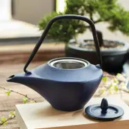 Tekanna i gjutjärn - World of flavours