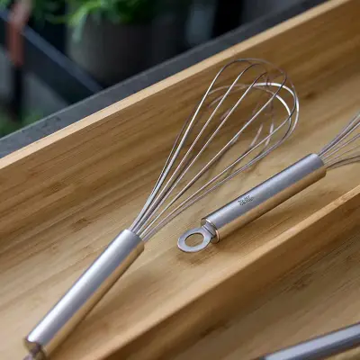 Ballongvisp 32 cm - By Tareq Taylor